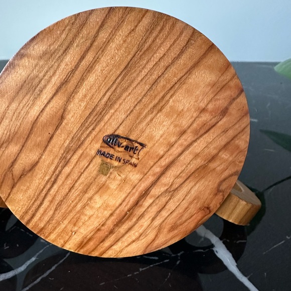 Pair of Wooden Candle Holders Made In Spain - Picture 10 of 11